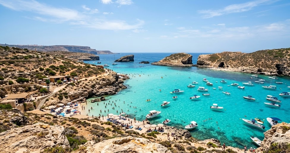 Comino Island Malta Guide (2026): Blue Lagoon, Crystal Waters, Tips & Hidden Spots